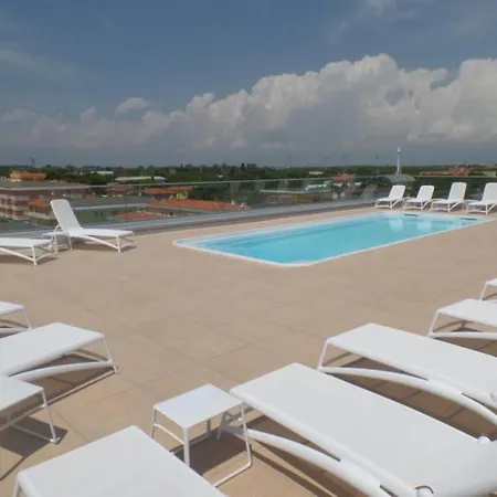 Contemporary With Pool * Bibione