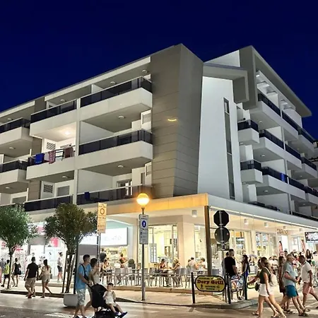 Contemporary With Pool Apartment Bibione